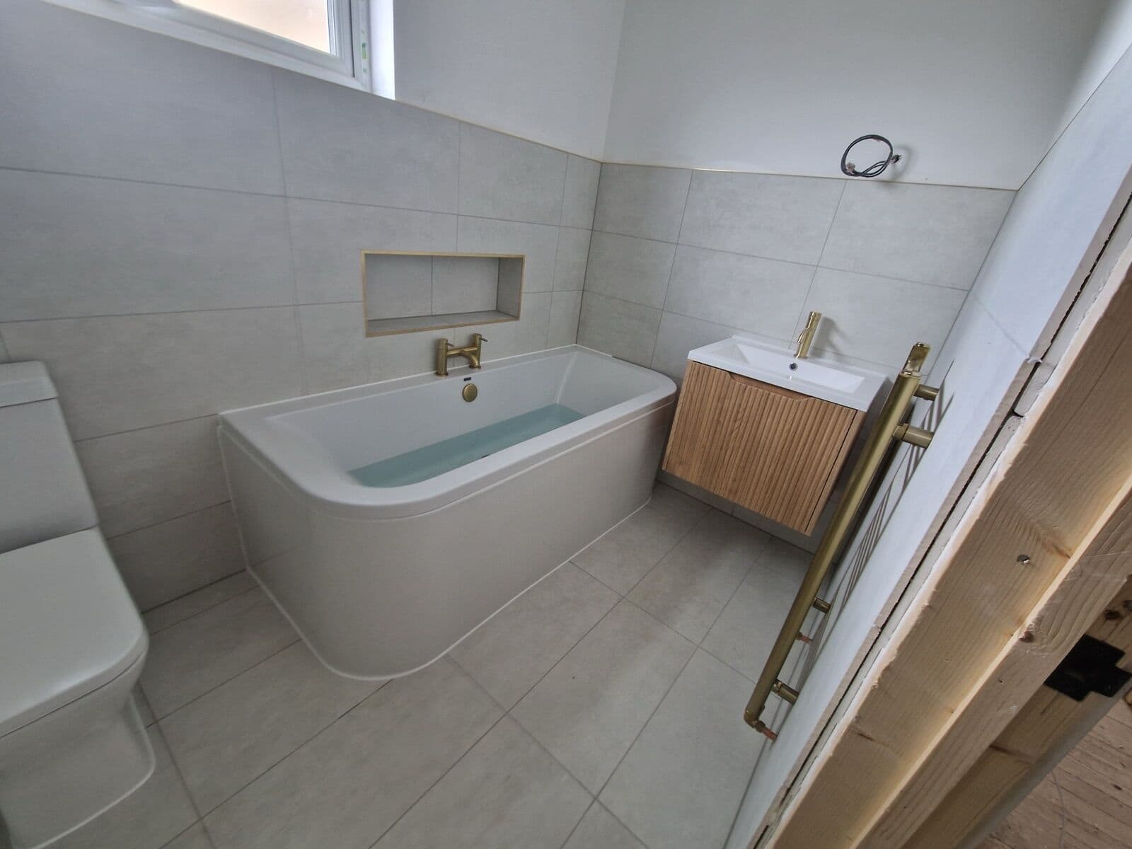 Renovations & Refurbishments project by DNR Build
