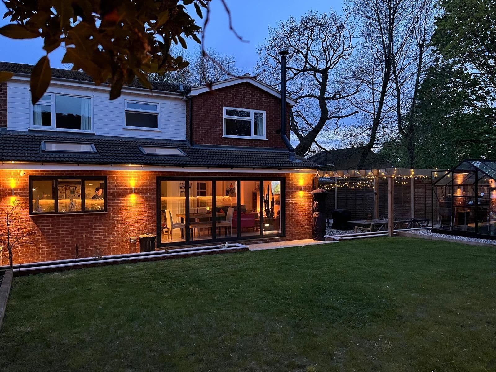 Kitchen Extension & Landscape in Datchworth, Hertfordshire by DNR Build