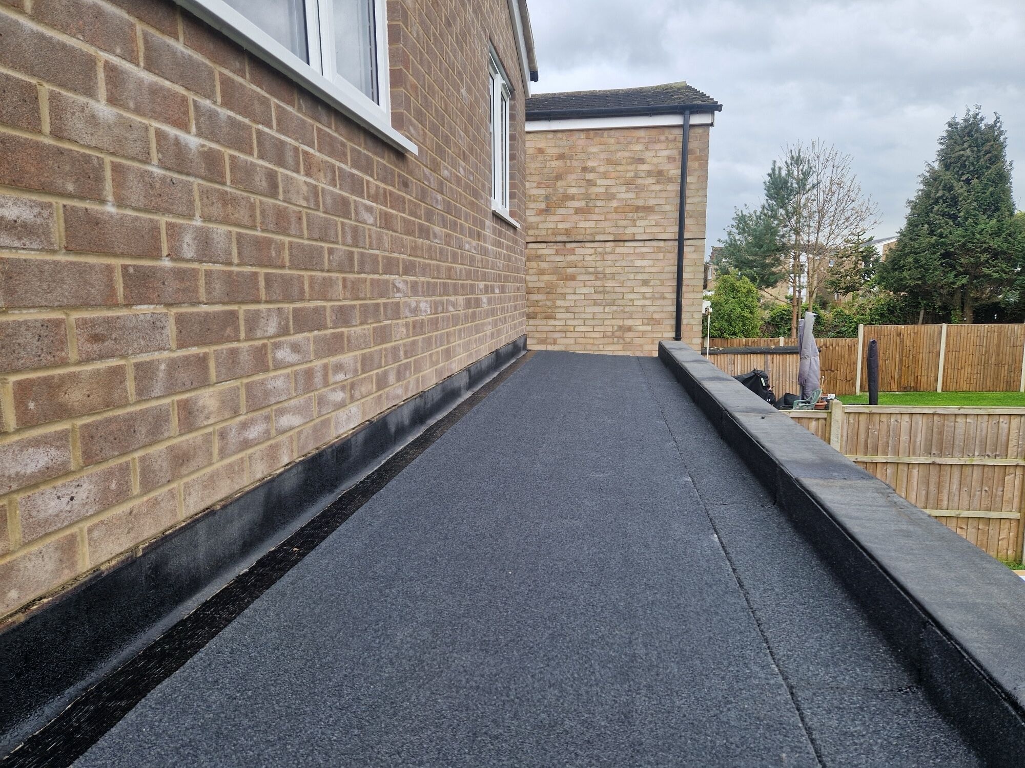The finished double storey extension and exterior at the Stevenage home by DNR Build (4 of 22)
