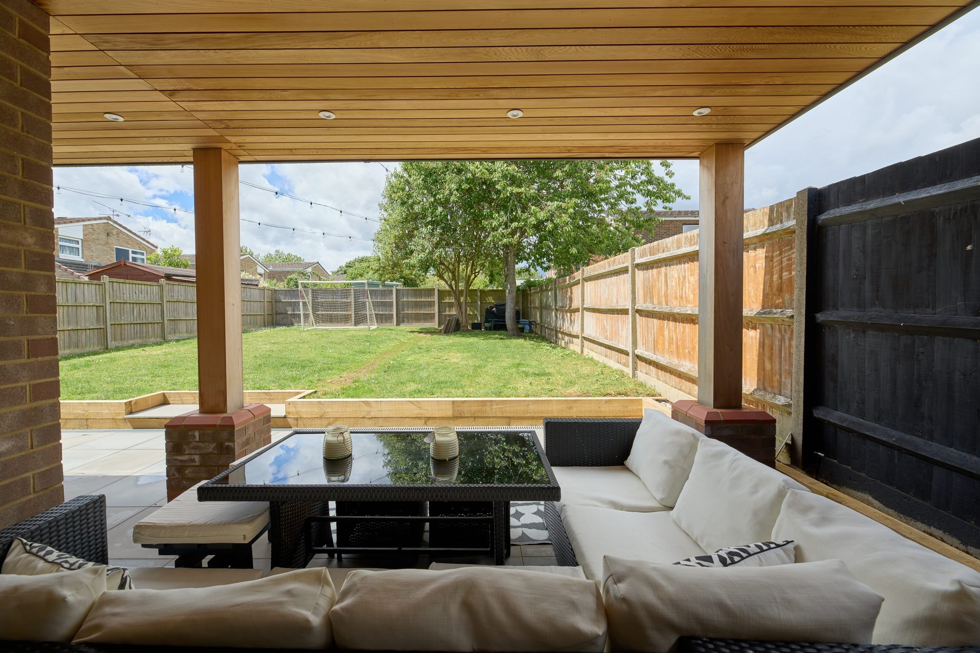 The finished cedar canopy, patio, garden and frontage at the Stevenage home by DNR Build (9 of 15)