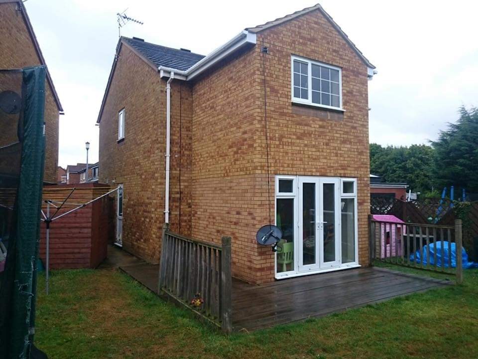 Side view of the original single storey rear extension before the two storey conversion by DNR Build